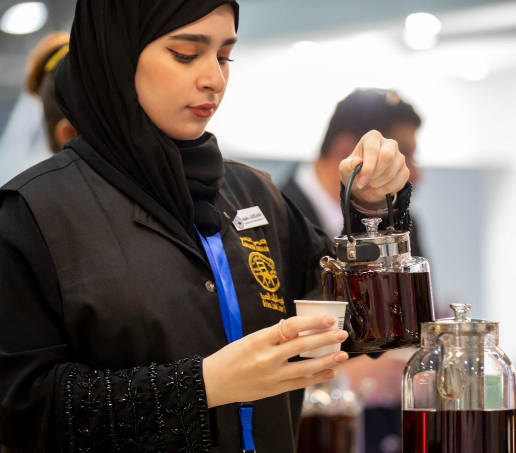 Visitors will be greeted with traditional Saudi treats, including maqshush, Saudi coffee and dates. (Supplied)