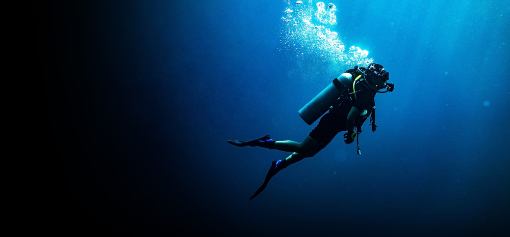 Dive Butler will operate a five-star Professional Association of Diving Instructors dive center in Sindalah. Shutterstock.