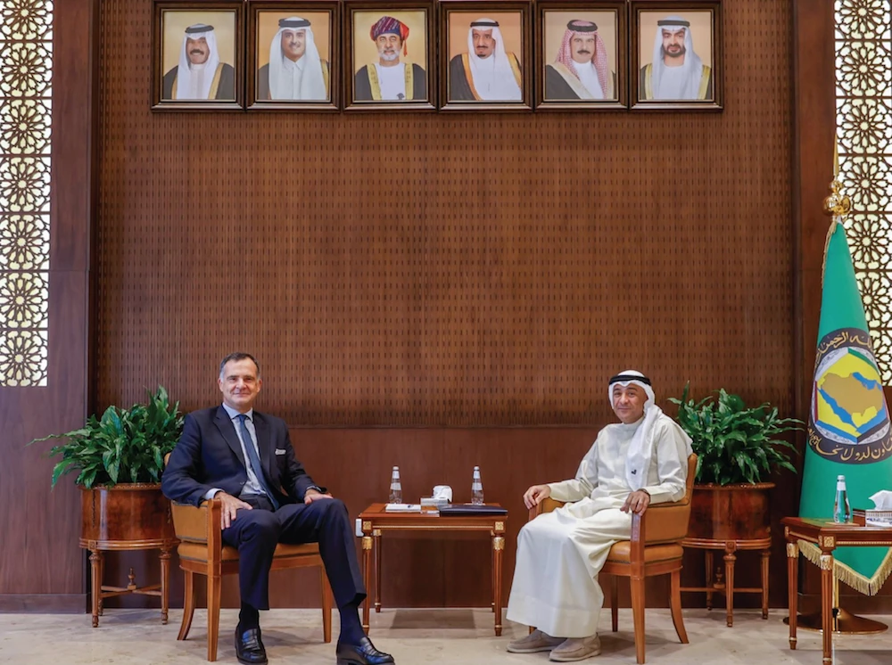 The secretary-general of the Gulf Cooperation Council met the EU’s ambassador to Saudi Arabia on Tuesday at the headquarters of the GCC in Riyadh. (X/@GCCSG)