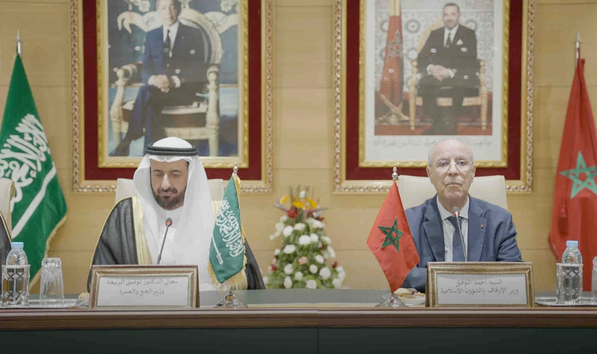 Saudi Minister of Hajj and Umrah Tawfiq bin Fawzan Al-Rabiah and Moroccan Minister of Endowments and Islamic Affairs Ahmed Al-Tawfiq. (X/HajMinistry)