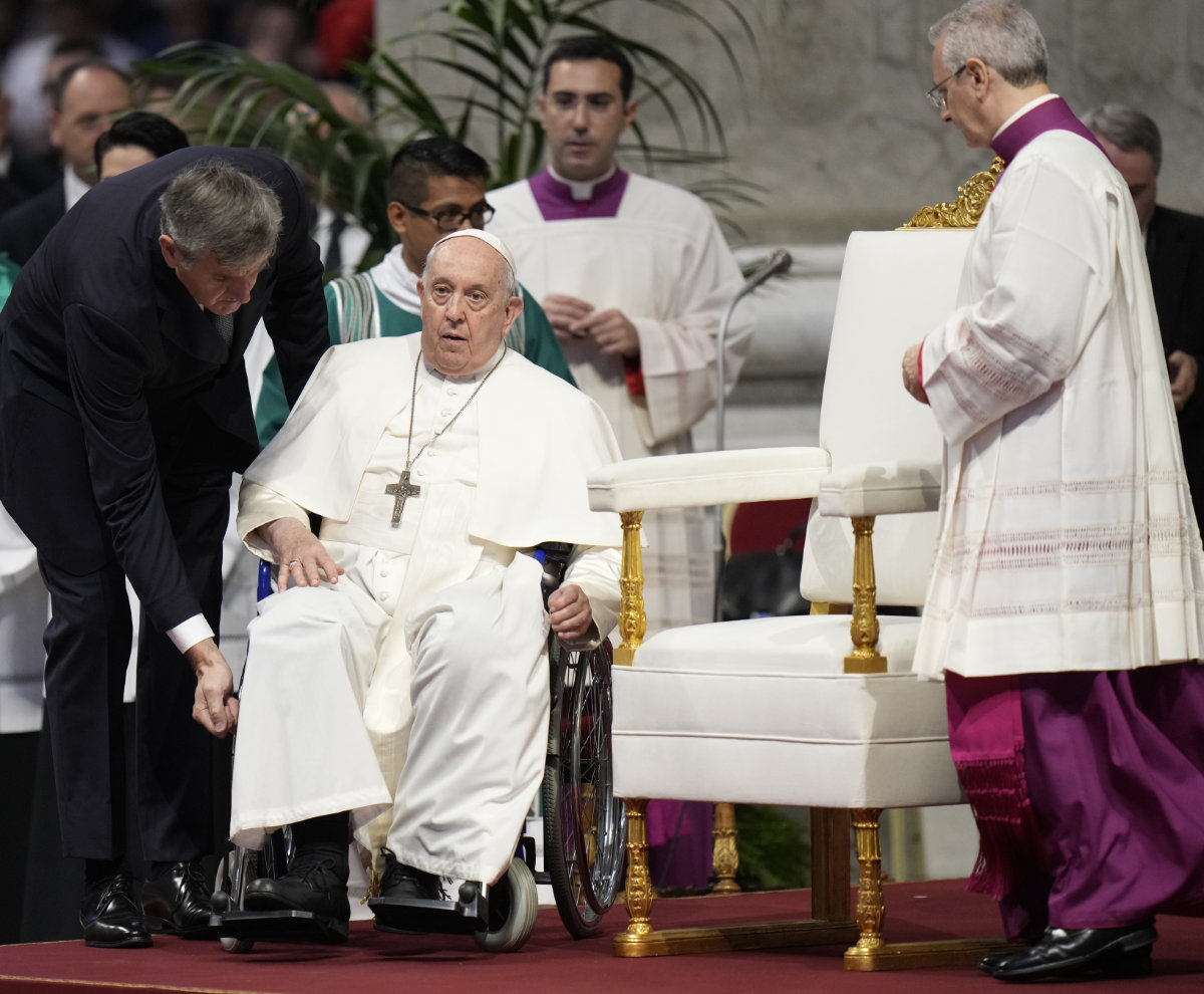 Pope Francis arrives, shown in this Oct. 29, 2023 picture at St.Peter's Basilica in the Vatican, plans to participate in next month's COP28 conference in Dubai in a bid to prod world leaders to commit to binding targets to slow the climate change before it’s too late. (AP)