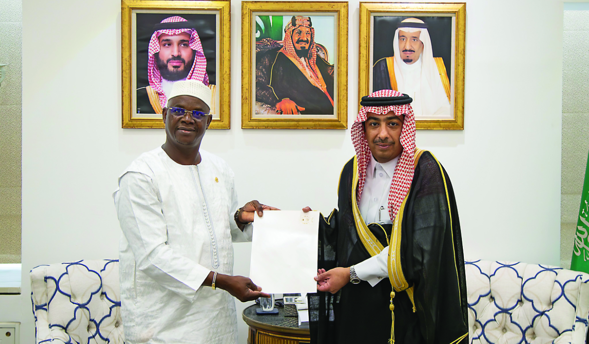 Abdulmajeed Al-Samary receives Boukary Savadogo in Riyadh. (Supplied)