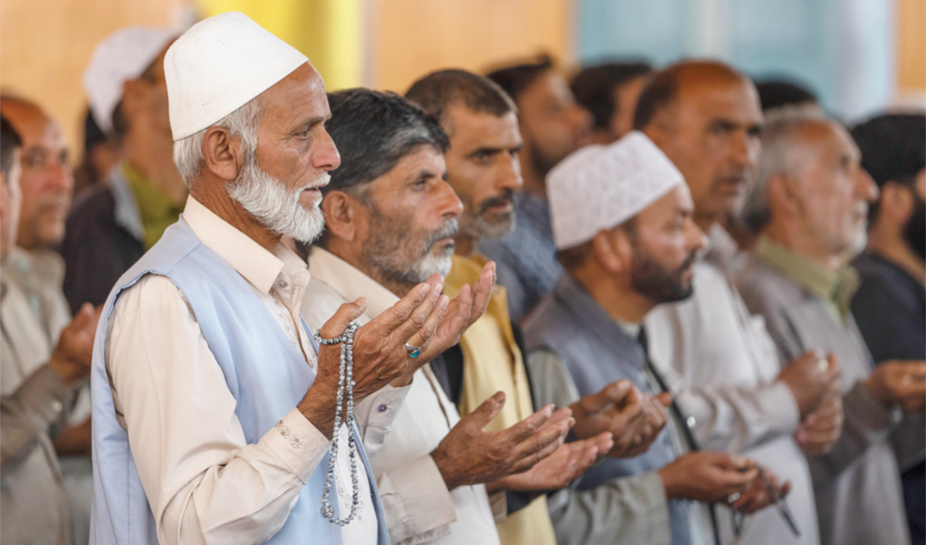 Kashmiris pray for Palestinians killed in Israel’s military operations in Gaza at a mosque in Budgham, northeast of Srinagar. (AP)