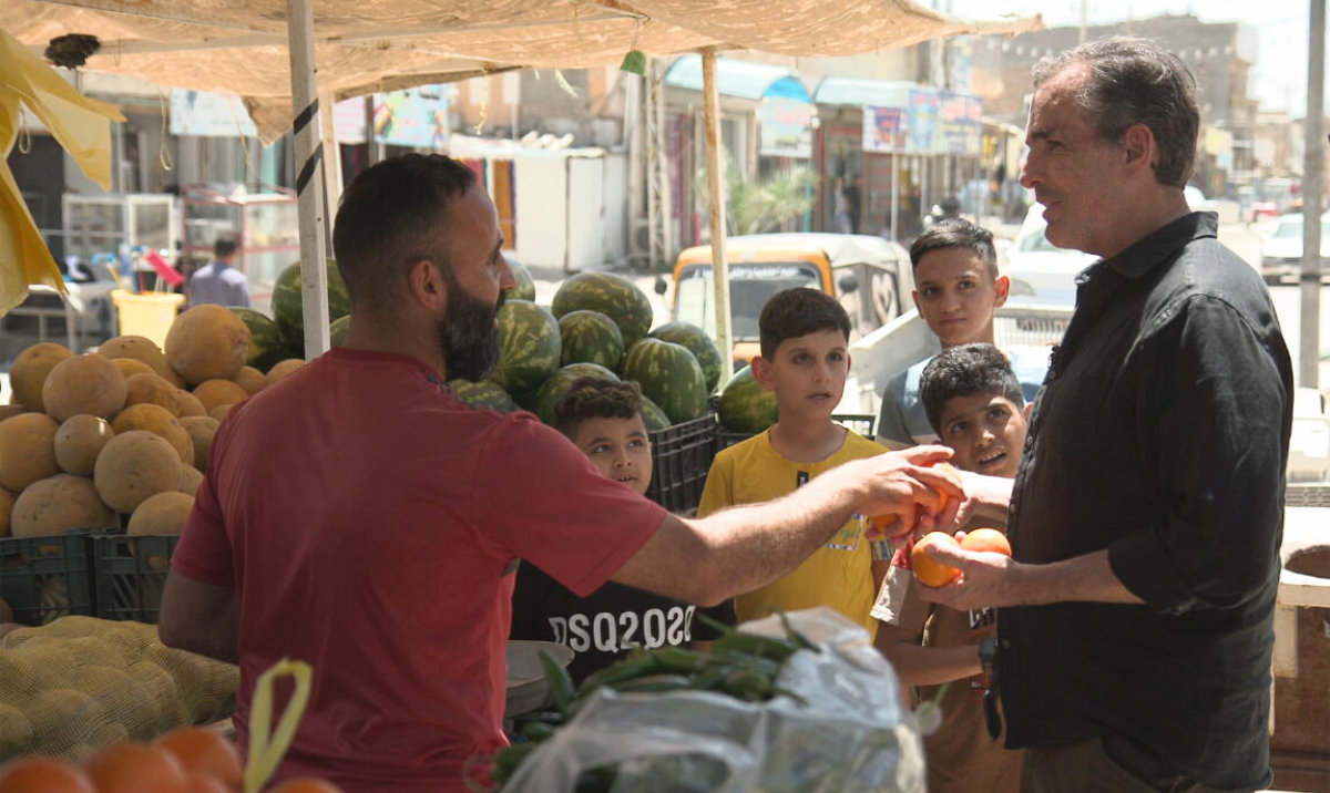 Bob Woodruff returns to Iraq roadside where bomb nearly killed him 17 years ago