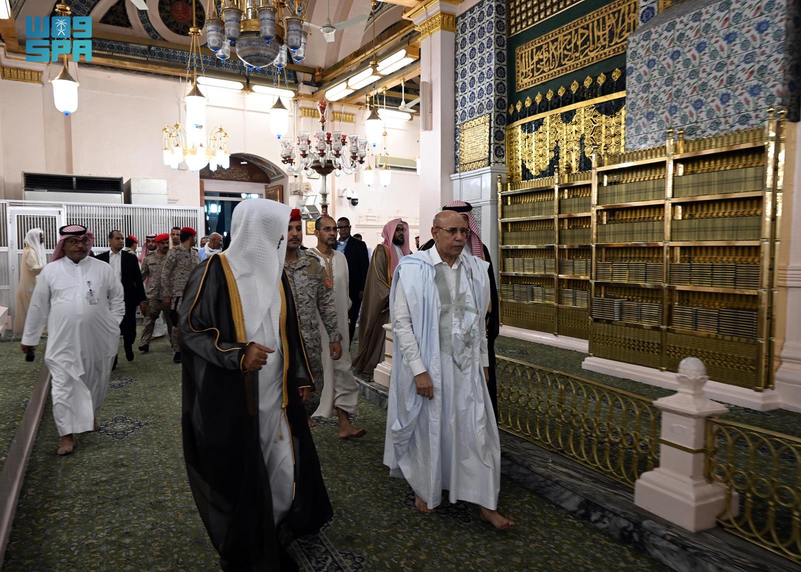 President Mohamed Ould Cheikh Ghazouani of the Islamic Republic of Mauritania visited today the Prophet’s Mosque. (SPA)