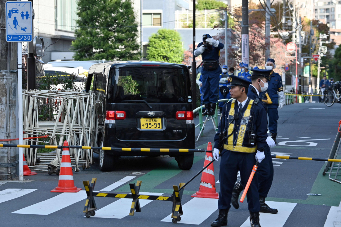 Protesters call on Israel to stop its attacks on Gaza near the Israeli Embassy in Tokyo. (Supplied)