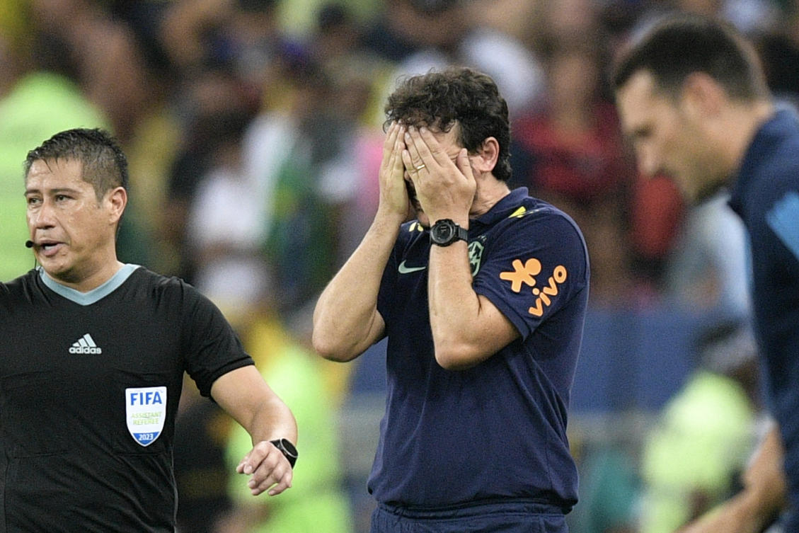 Brazil's coach Fernando Diniz gestures during their 2026 FIFA World Cup South American qualification match against Argentina at Maracana Stadium in Rio de Janeiro on Nov. 21, 2023. (AFP)