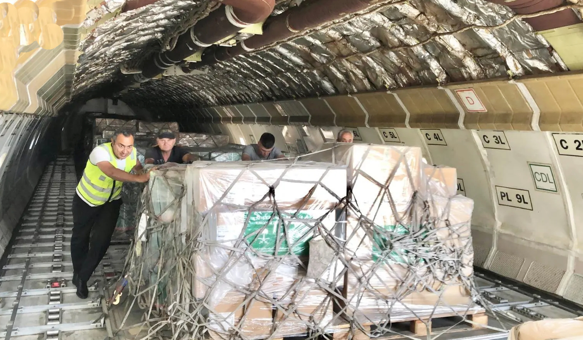 The Gaza relief operation is being coordinated by the Saudi aid agency KSrelief, with Egypt acting as the transit point. (SPA)
