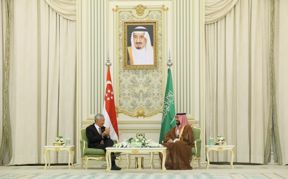 Saudi Crown Prince Mohammed bin Salman receives Singaporean Prime Minister Lee Hsien Loong in Riyadh on Oct. 21, 2023. (Singapore’s PM Office)