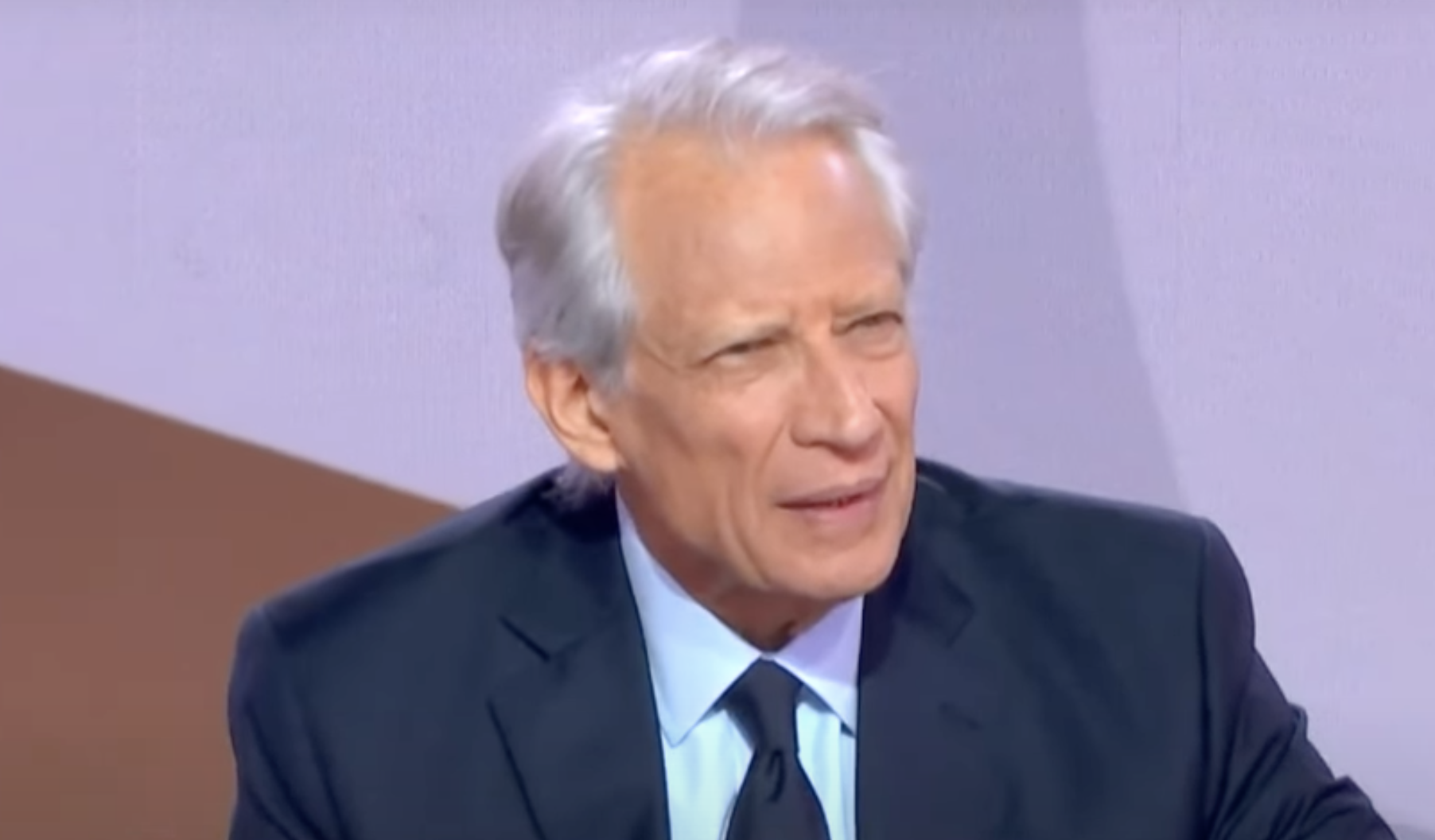 Dominique de Villepin faces a backlash after a TV interview in which he claimed American actors and other public figures were under pressure to avoid criticizing Israel. (YouTube/Screenshot)