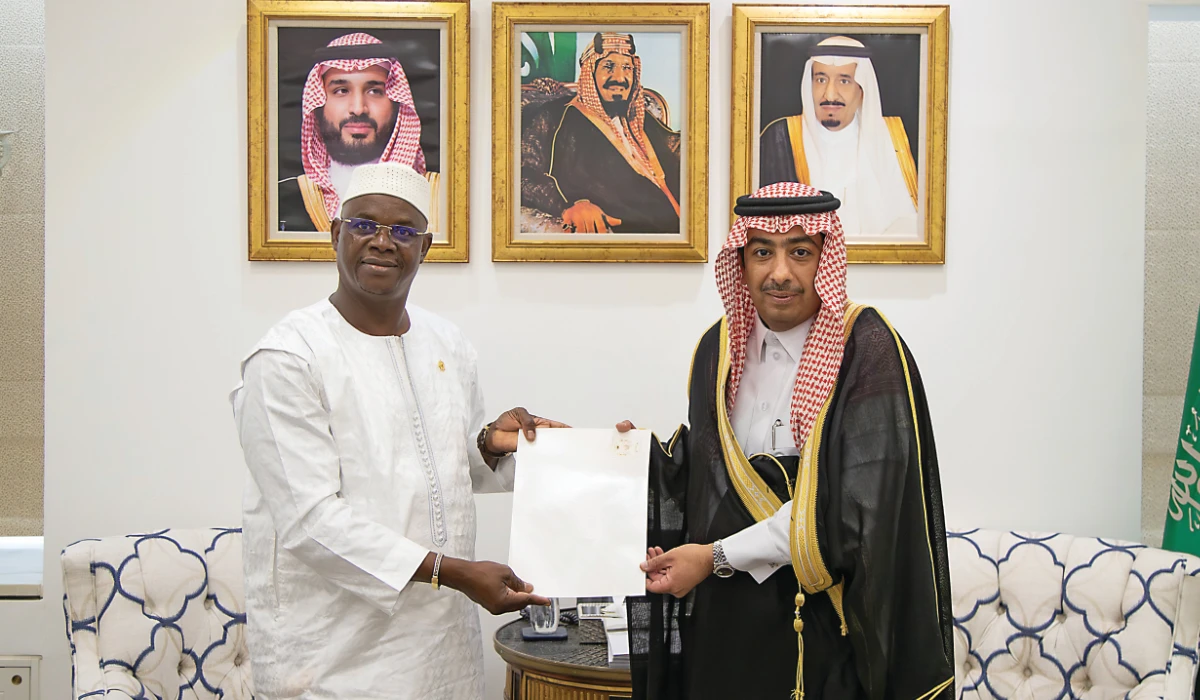 Abdulmajeed Al-Samary receives Boukary Savadogo in Riyadh. (Supplied)