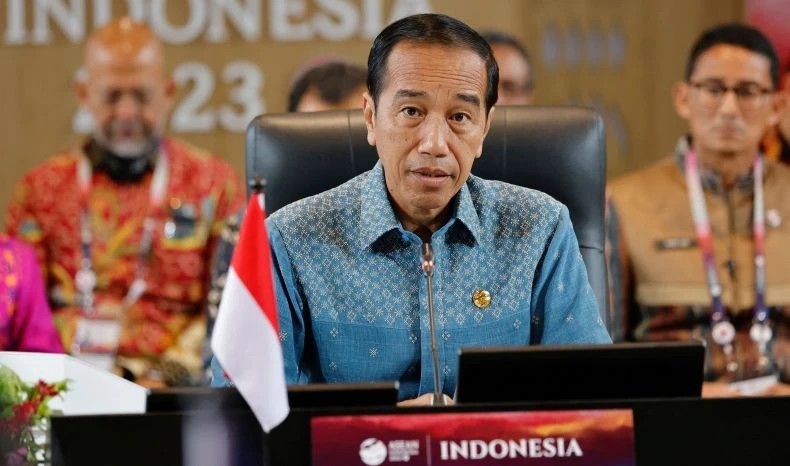 Indonesian President Joko Widodo will attend a leaders’ summit on Gaza in Riyadh before continuing his trip to the US. (File/Reuters)