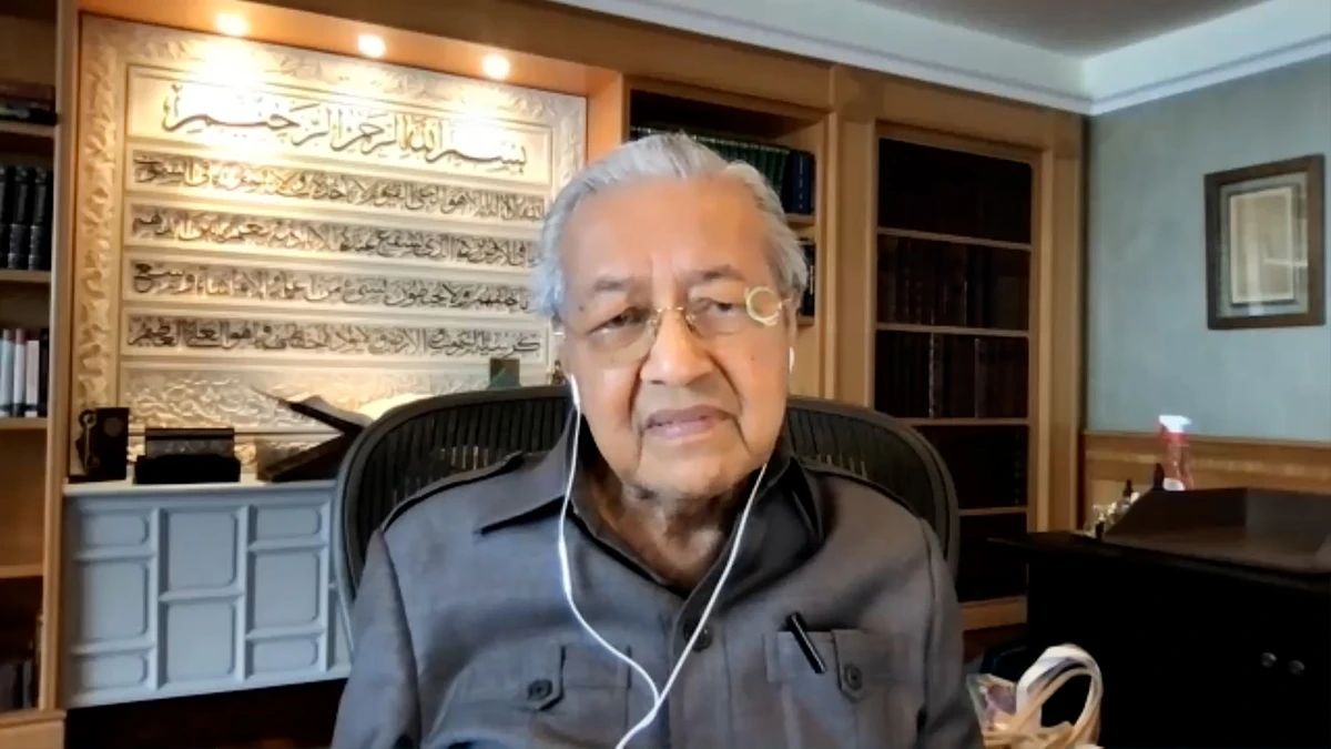 Israel does not have the right to kill Palestinian civilians without any limit, Malaysia’s former PM Mahathir bin Mohamad tells Arab News