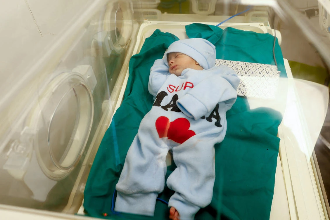 Palestinian newborn Anas Sbeta lies in an inewborn ncubator, after being evacuated from Al Shifa Hospital in Gaza City due to the ongoing Israeli ground operation against Hamas, at a hospital in Rafah, southern Gaza Strip, on Nov. 21, 2023. (Reuters)