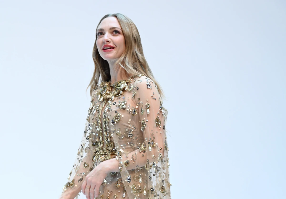 US actress Amanda Seyfried cut an elegant figure as she attended a Lancome event in Shanghai, China. (Getty Images)