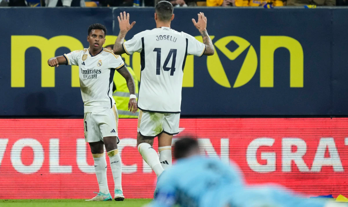 Real Madrid's Rodrygo, left, celebrates scoring his side's second goal during Spanish La Liga soccer match between Cadiz FC and Real Madrid at the Nuevo Mirandilla stadium in Cadiz, Spain, Sunday. (AP)