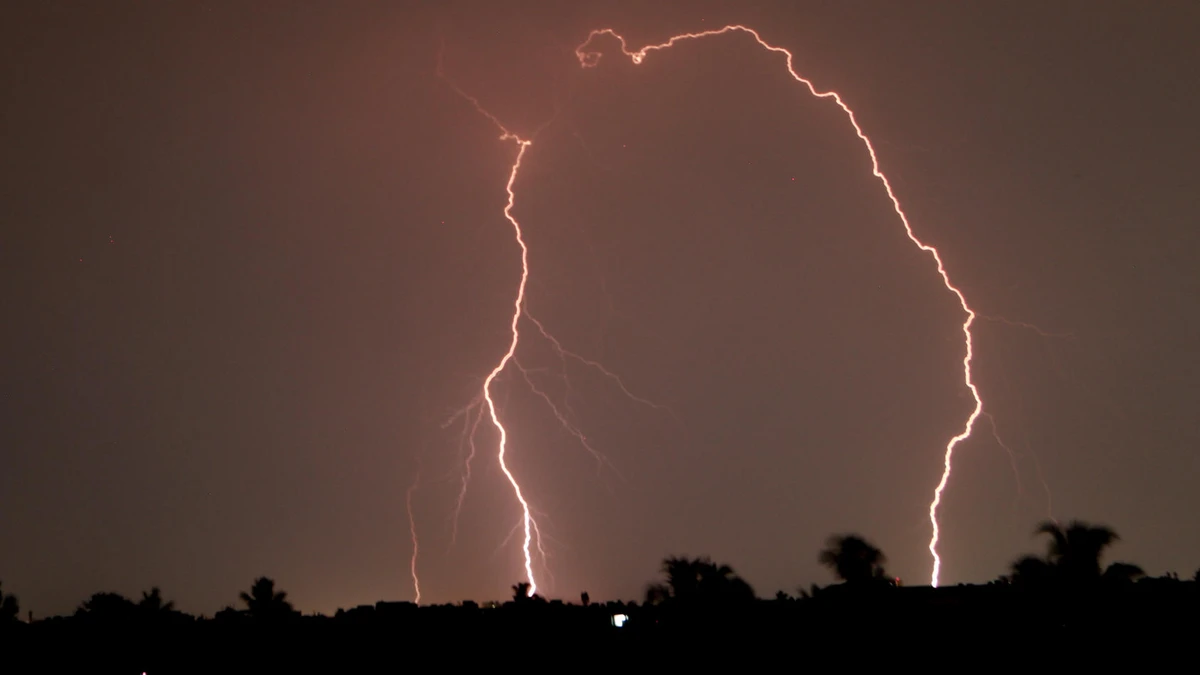 Lightning strikes in India’s Gujarat kill 24