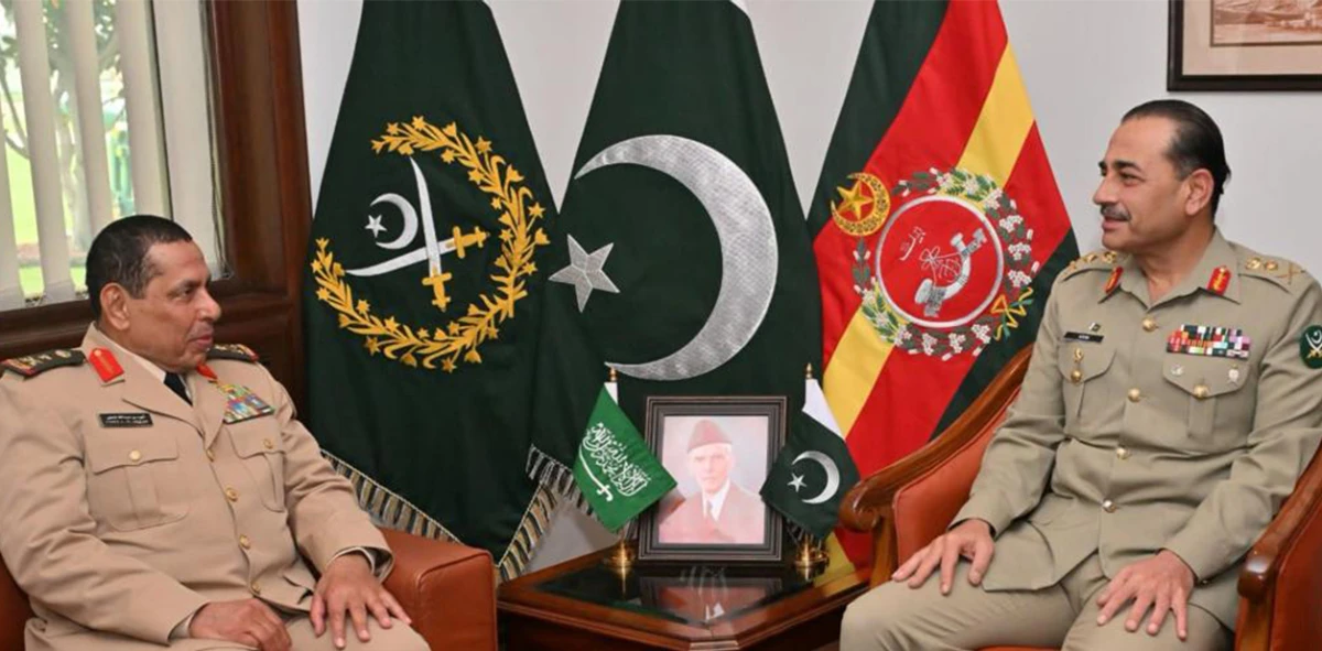 Lieutenant General Fahd bin Abdullah Al-Mutair, Commander of the Royal Saudi Land Forces (left) meets General Syed Asim Munir, Pakistan Army Chief in Rawalpindi, Pakistan on November 27, 2023. (Photo courtesy: Military’s media wing)