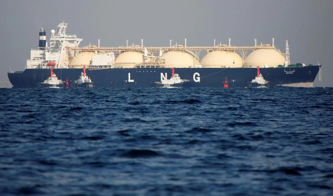 A liquefied natural gas (LNG) tanker is tugged towards a thermal power station in Futtsu, east of Tokyo, Japan, on November 13, 2017. (REUTERS/File)