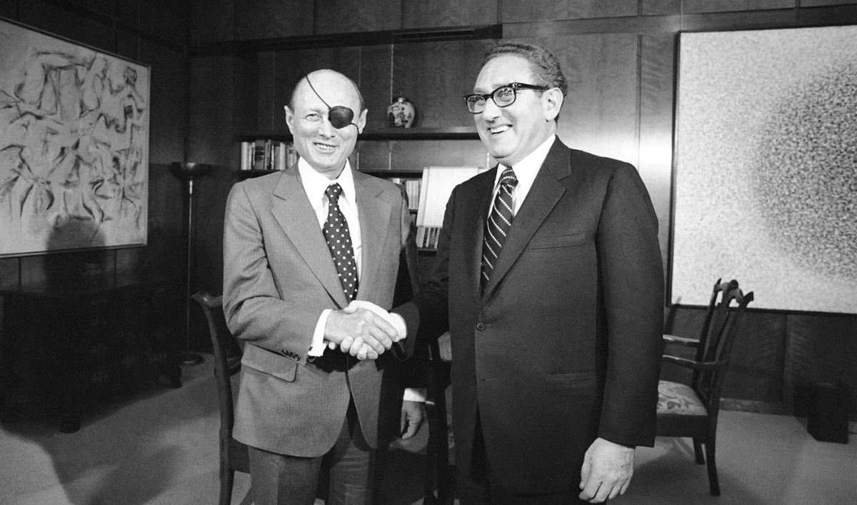 Henry Kissinger with Israeli Defense Minister Moshe Dayan in Washington on March 30, 1974. (AP)