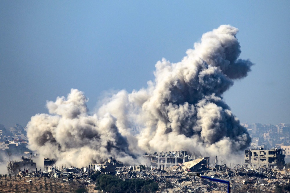 Renewed Gaza combat thrusts Palestinians between mortal danger and mass displacement