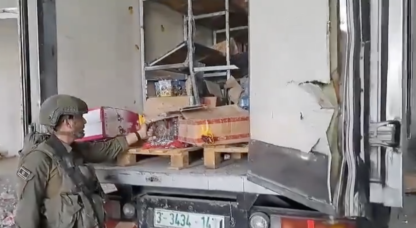 Clip emerges of Israeli troops burning aid in Gaza