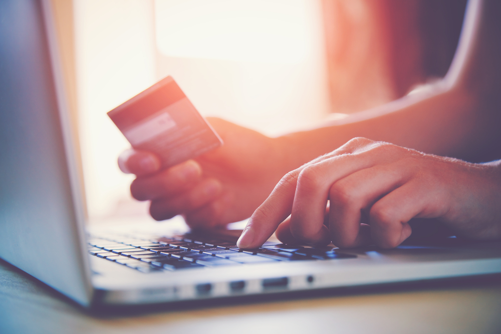 E-commerce will boost the sustainability of supply chains. Shutterstock.