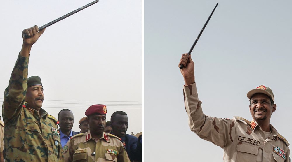 Chairman of the Transitional Sovereignty Council Gen. Abdel Fattah Al-Burhan and Commander of the Rapid Support Forces Gen. Mohamed Hamdan Dagalo. (AFP)