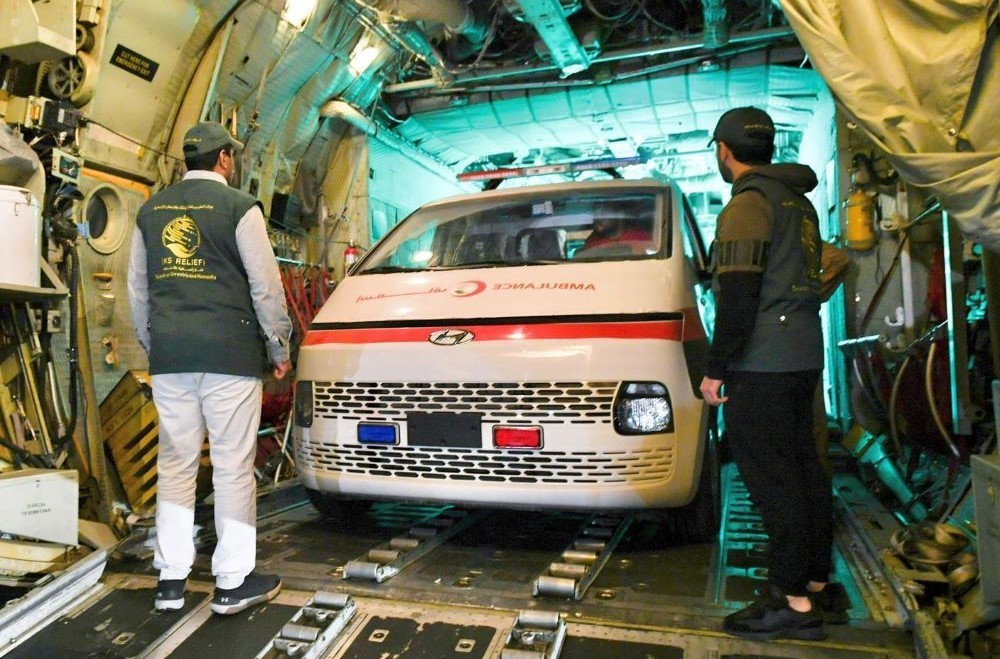 The total number of KSrelief ambulances, equipped with essential medical supplies, that have entered Gaza through the Rafah border crossing now numbers 16. (SPA)