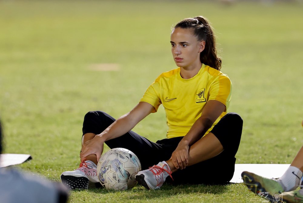 Al-Ittihad center-back Ashleigh Plumptre is desperate to realize a childhood dream by competing at the Olympics. (Al-Ittihad)