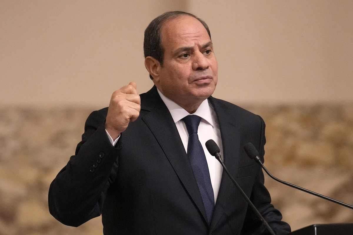 Egyptian president issues Christmas best wishes to world leaders