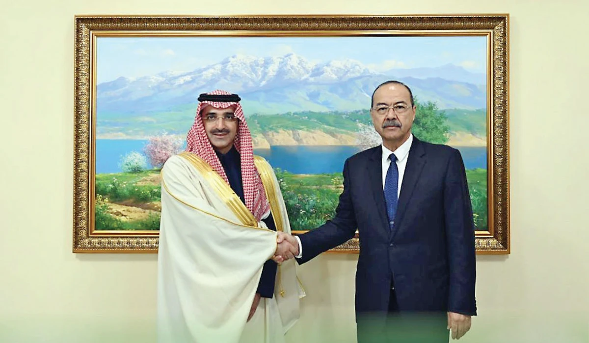 Abdullah Aripov receives Sultan Al-Marshad in Tashkent. (Supplied)
