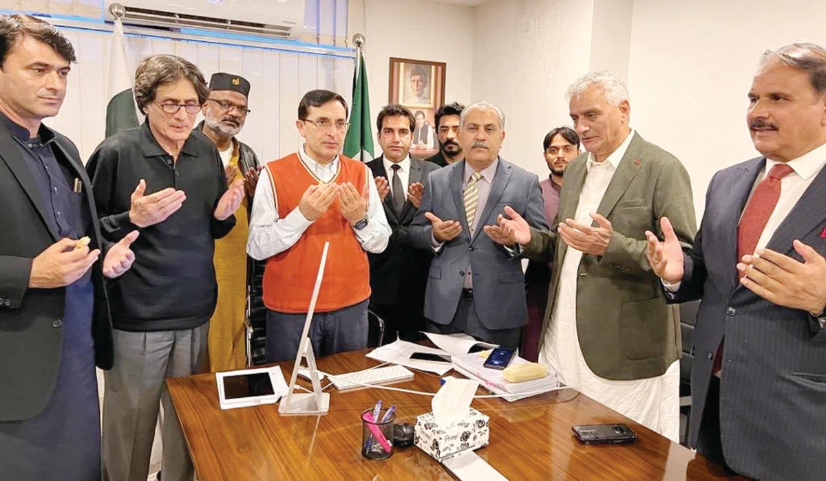Pakistan ex-PM Khan replaced as party head