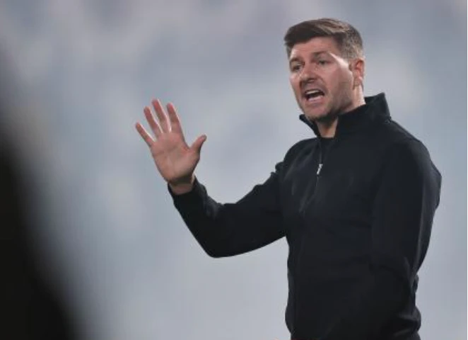 Al-Ettifaq manager Steven Gerrard said it was “extremely nice” to have Moussa Dembele back in Roshn Saudi League action after his No. 9 made a substitute return following knee surgery. (SPL)