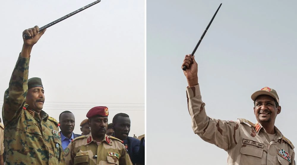 Chairman of the Transitional Sovereignty Council Gen. Abdel Fattah Al-Burhan and Commander of the Rapid Support Forces Gen. Mohamed Hamdan Dagalo. (AFP)