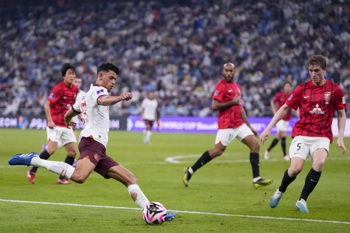 Man City ease into Club World Cup final