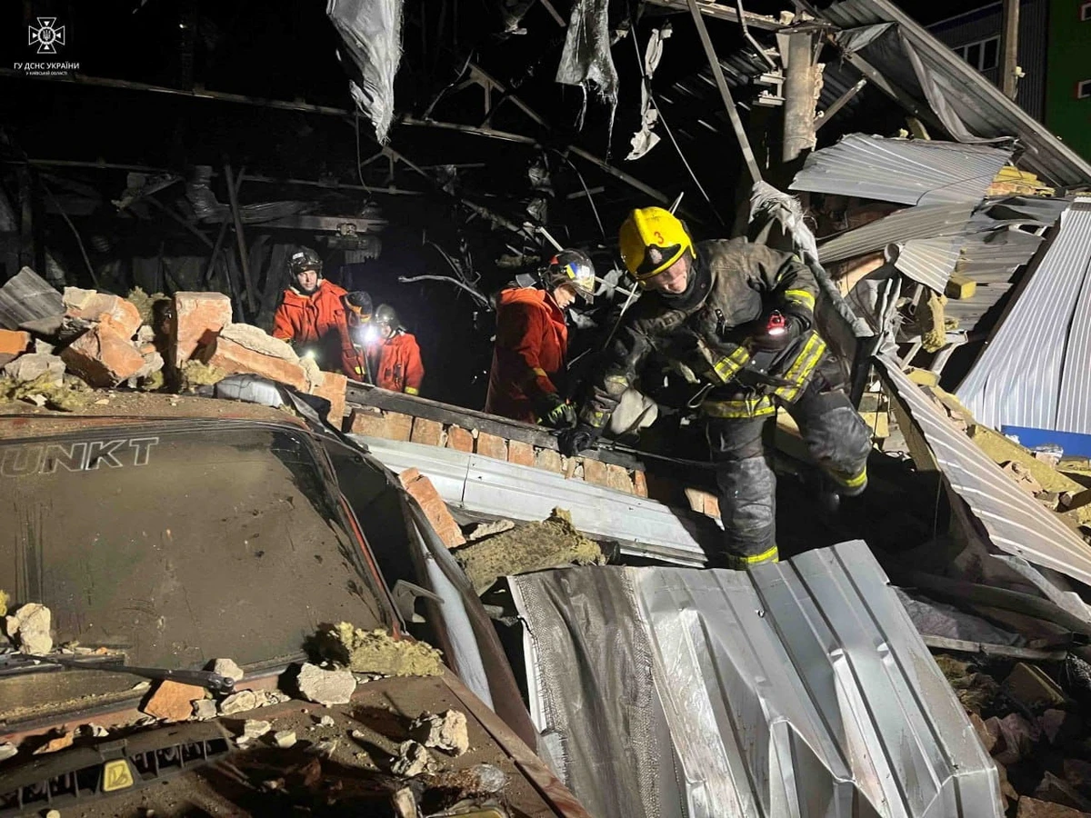 Mass drone attack hits several districts in Ukrainian capital