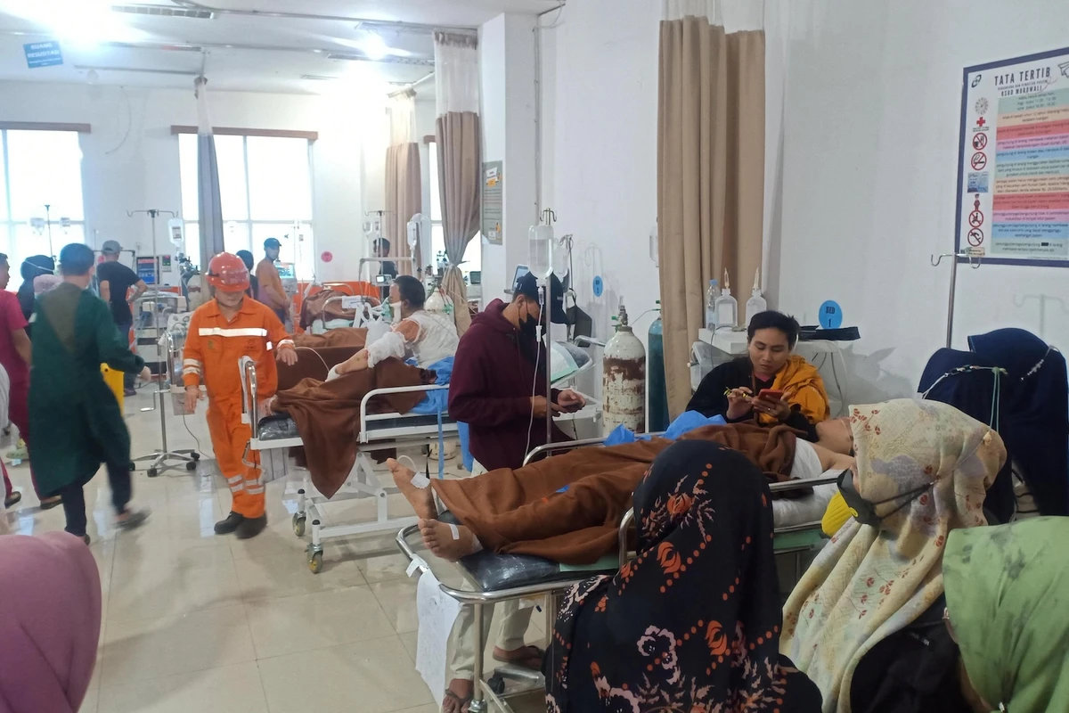 Victims get treatment at Morowali Regional Hospital after an explosion at the nickel smelter furnace owned by Indonesia Tsingshan Stainless Steel (ITSS) in Central Sulawesi province on Dec. 24, 2023. (Antara)