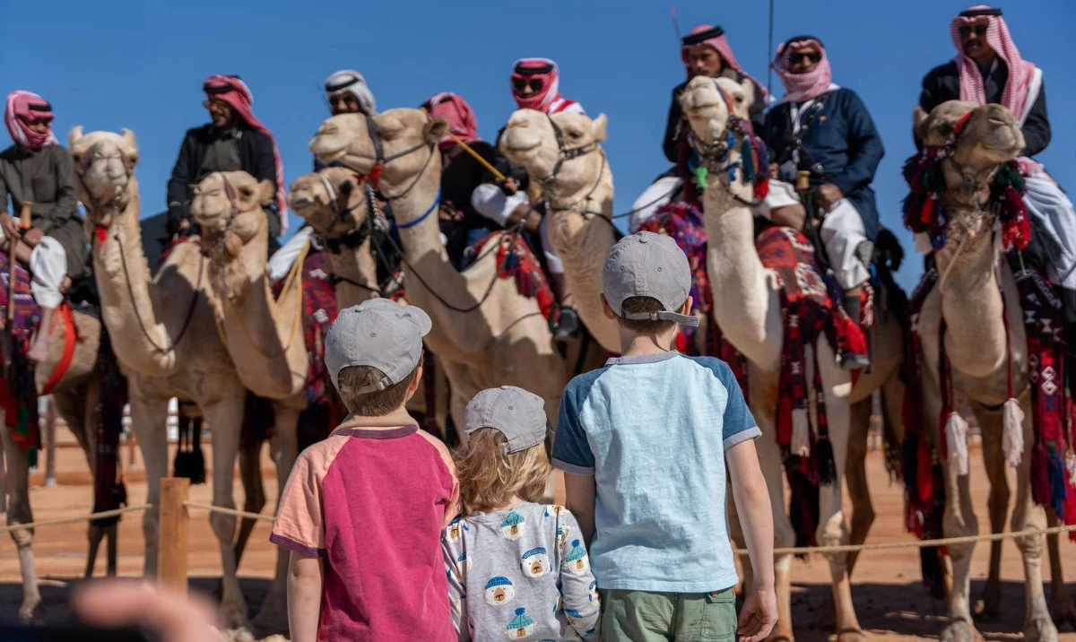 King Abdulaziz Camel Festival supports camel owners and highlights the importance of camels for Saudi citizens, inhabitants of the Arabian Peninsula, and the wider Arab region. (SPA)