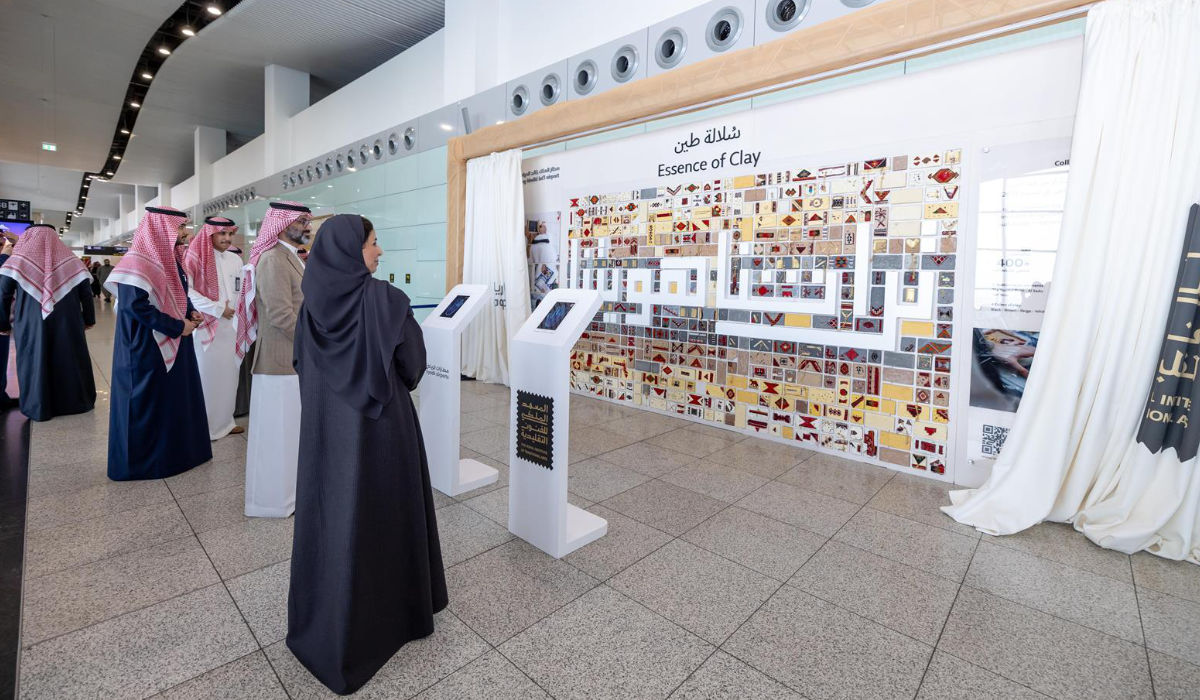 The mural brought together the arts of 25 countries, each detail conveying broad themes of interconnection. (SPA)