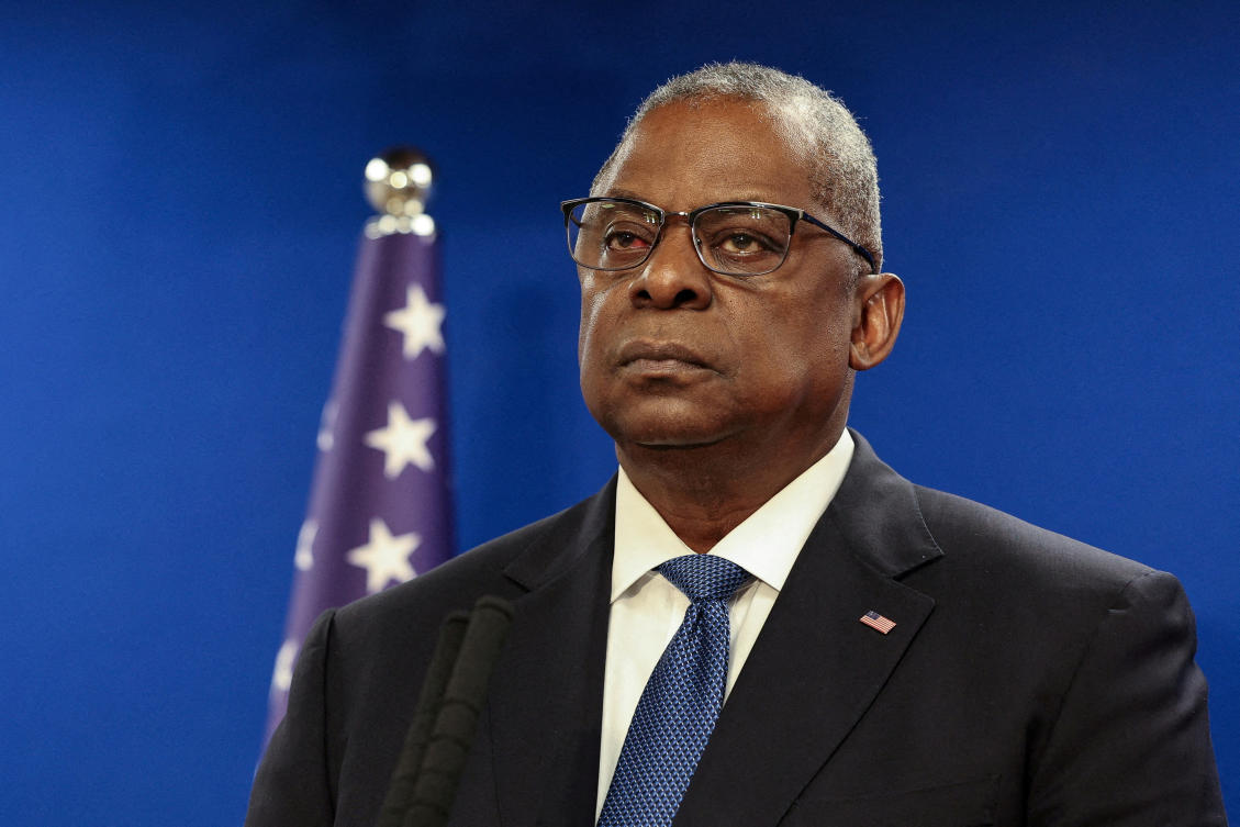 US Secretary of Defense Lloyd Austin looks on during a joint press conference with Israeli Defense Minister Yoav Gallant at Israel’s Ministry of Defense in Tel Aviv. (File/AFP)