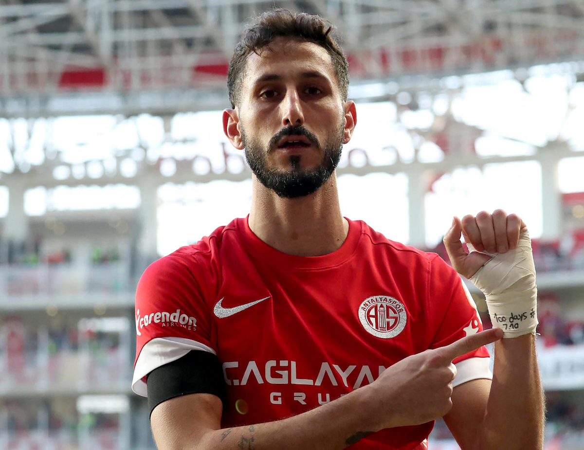 Antalyaspor's Israeli forward Sagiv Jehezkel displaying a bandage on his wrist reading "100 days. 07/10" after scoring a goal at Corendon Airlines Park Antalya Stadium, in Antalya on January 14, 2024. (File/AFP)