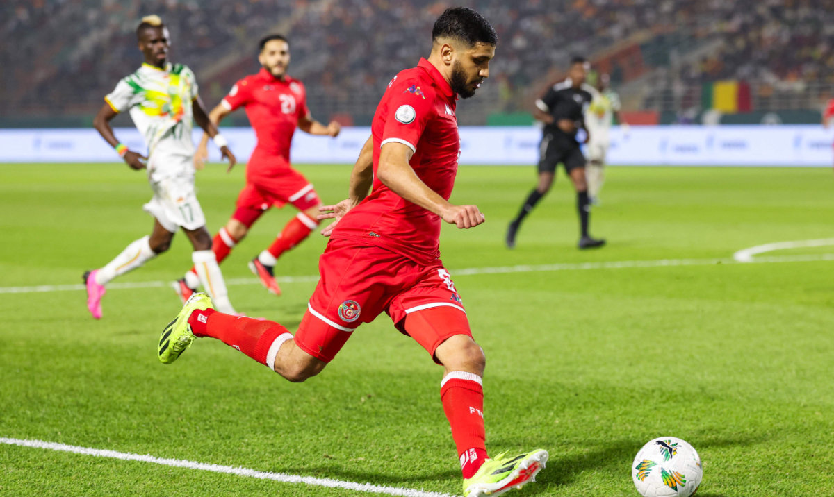 Tunisia's midfielder Hamza Rafia runs with the ball during the Africa Cup of Nations (CAN) 2024 group E football match between Tunisia and Mali at the Amadou Gon Coulibaly Stadium in Korhogo on January 20, 2024. (AFP)