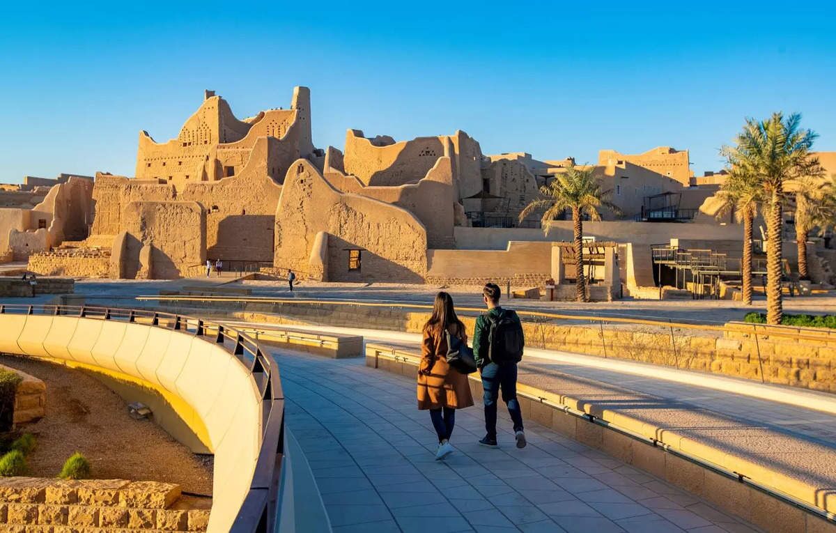 A recent UN World Tourism Barometer report denotes that Saudi Arabia’s great success is paving the way for the Middle East to lead the global recovery of tourism.