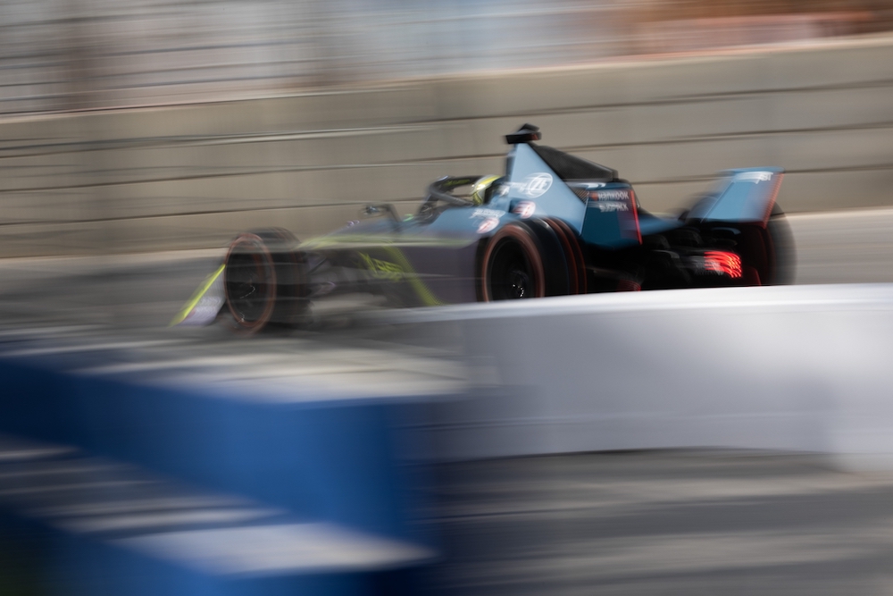 The Diriyah E-Prix continues to drive Formula E’s message of sustainability. (fiaformulae.com)
