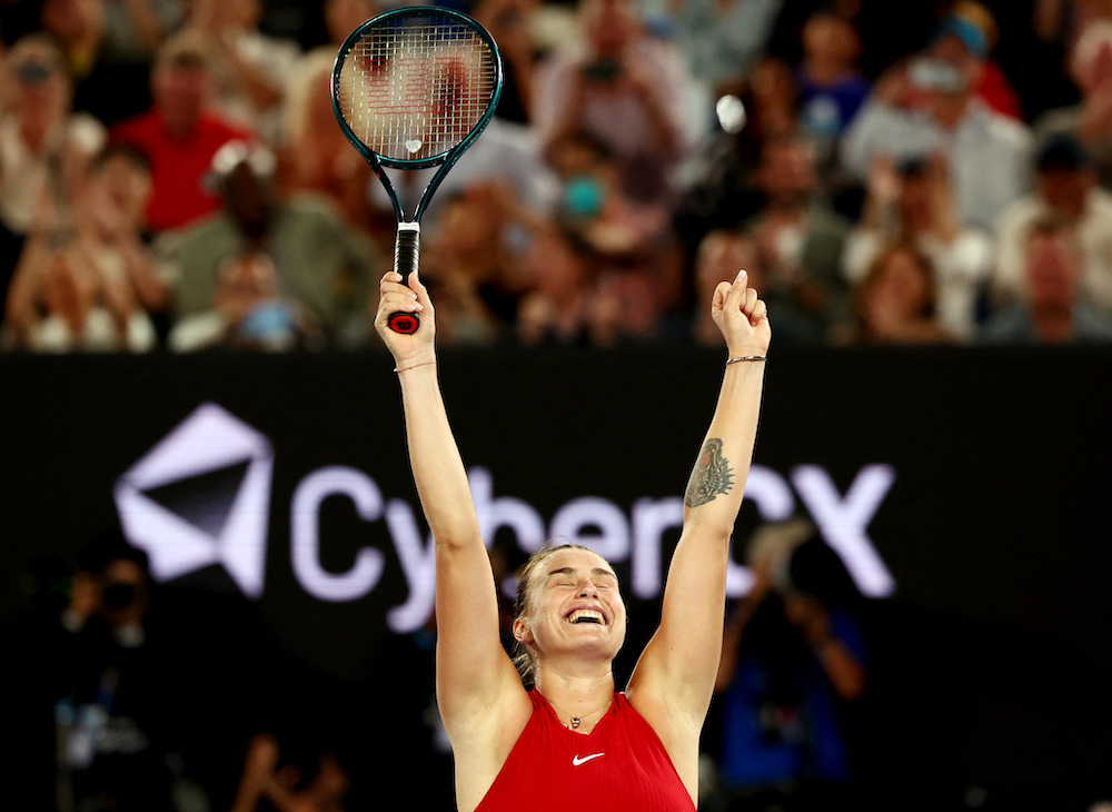 Aryna Sabalenka clinched back-to-back Australian Open titles with a 6-3, 6-2 win over Zheng Qinwen. (AP)