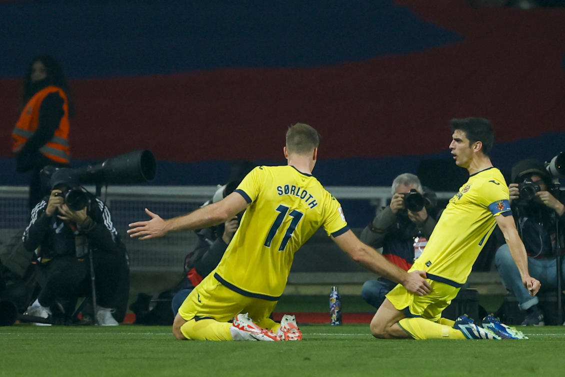 Five-goal Villarreal stun champions Barcelona