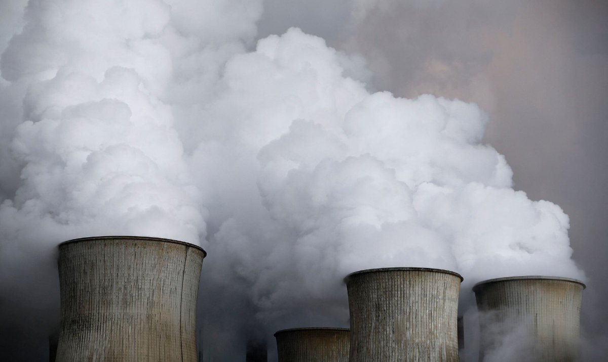 Steam rises from the cooling towers of the coal power plant of RWE, Germany. (Reuters/File)