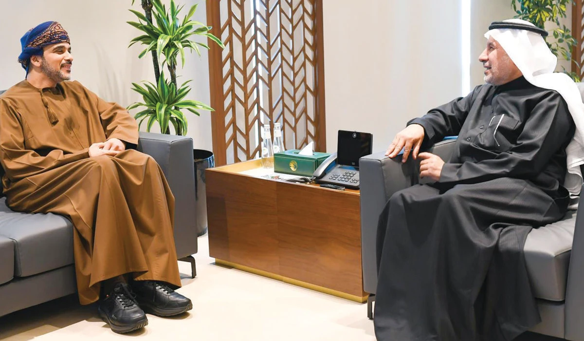 Dr. Abdullah Al-Rabeeah holds talks with Sayyid Faisal bin Turki Al-Said in Riyadh. (Supplied)