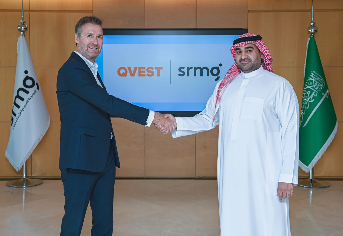 Peter Nöthen, CEO of the Qvest Group, and Mohammed Nazer, CFO and CIO of SRMG, at the signing ceremony.